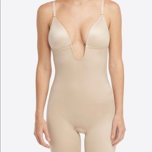 Spanx plunge low back mid thigh body suit
